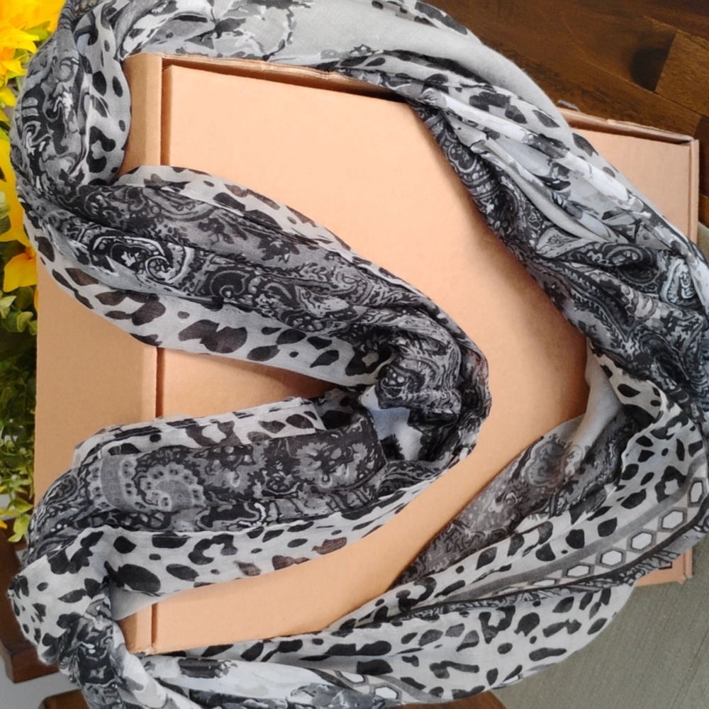 Scarf